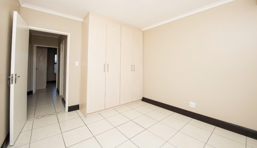 2 Bedroom Property for Sale in Brackenfell South Western Cape